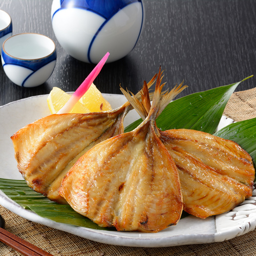 【中骨ぬきで食べやすい】 国産あじ一夜干し 4枚入 [033788]